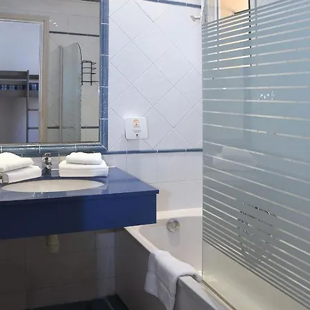 T3 By Interhome