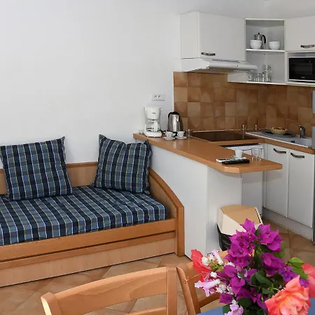 Prázdninový dům T3 By Interhome Borgo (Corsica)